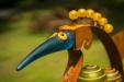 oo_lucky-bird_outdoor-sculpture_lime-green_detail-BorOut160703-7240